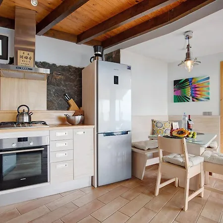 Holiday home Torre 4 *